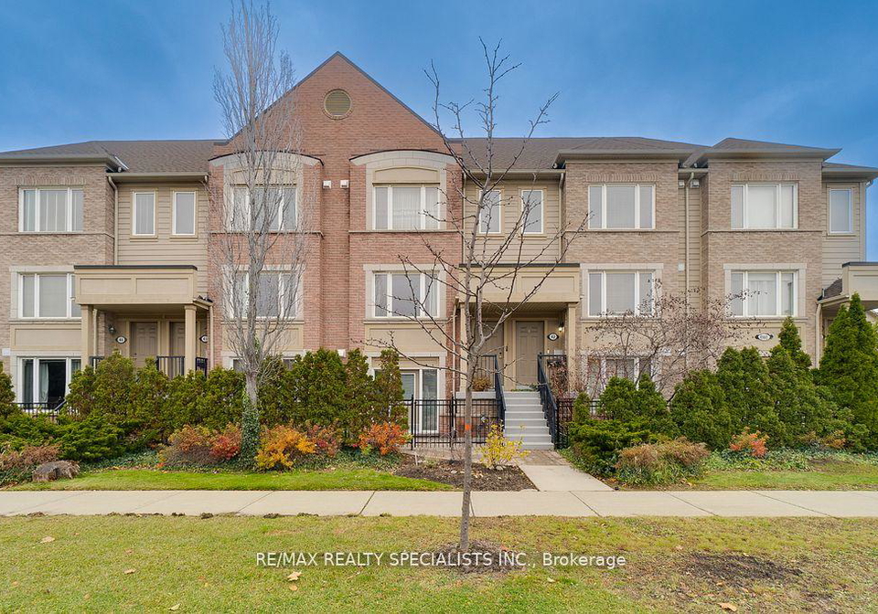 4985-southampton-drive-mississauga-ontario-w12634682