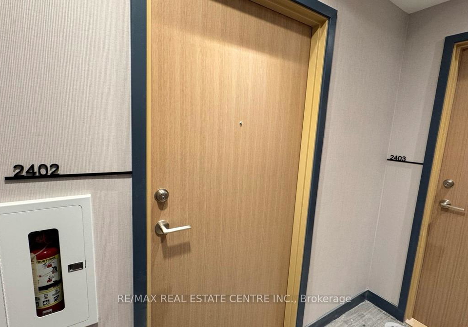 395-square-one-drive-mississauga-ontario-w12634684