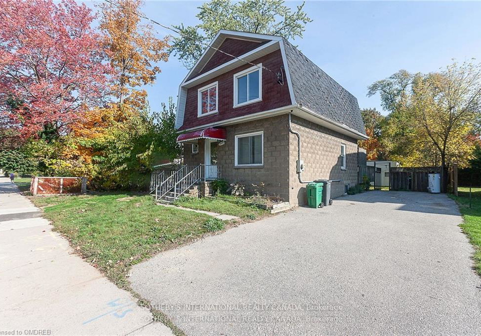 1842-balsam-avenue-mississauga-ontario-w12634842