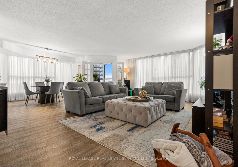 1271-walden-circle-mississauga-ontario-w12635034