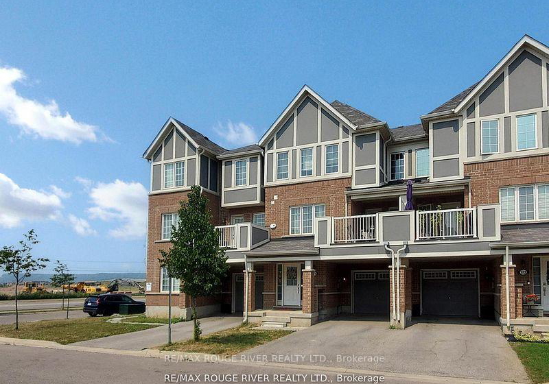 171-lemieux-court-milton-ontario-w12635072