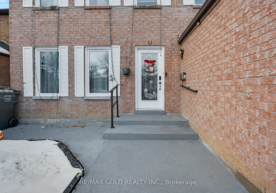 30-myna-court-brampton-ontario-w12635226