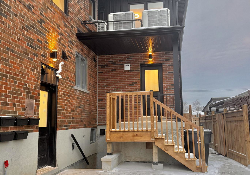 19-arrowsmith-avenue-north-york-ontario-w12635670