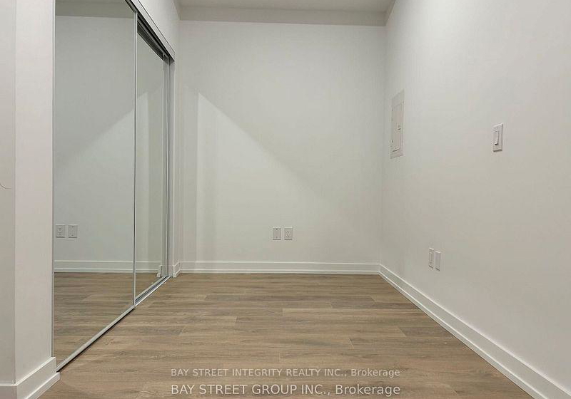 1100-sheppard-avenue-w-york-ontario-w12635676