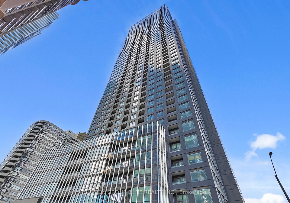 395-square-one-drive-mississauga-ontario-w12635792