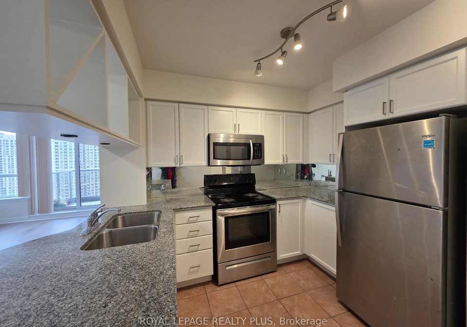 4080-living-arts-drive-mississauga-ontario-w12635920