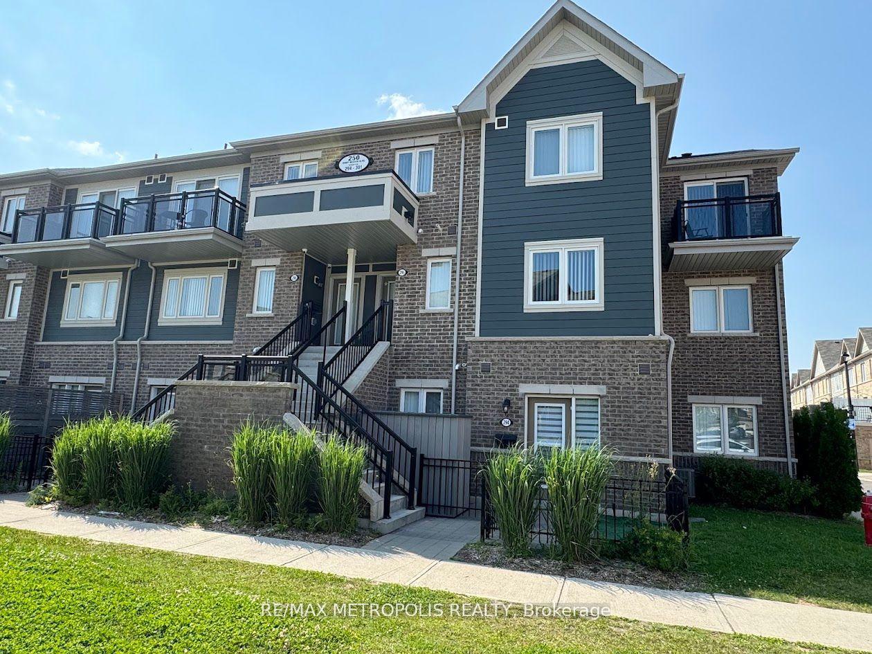250-sunny-meadow-boulevard-brampton-ontario-w12636390