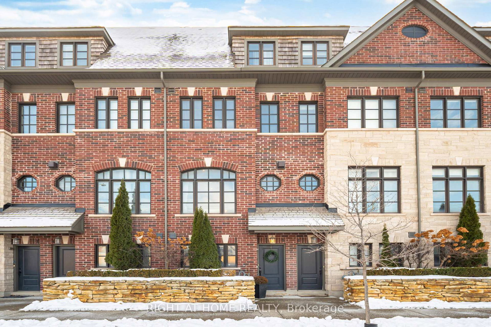 2160-trafalgar-road-w-oakville-ontario-w12636428