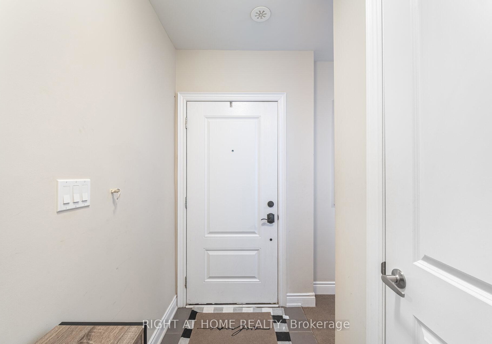 2160-trafalgar-road-w-oakville-ontario-w12636428
