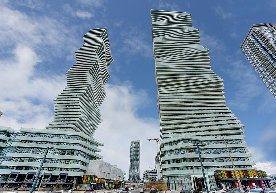 3900-confederation-parkway-mississauga-ontario-w12636614