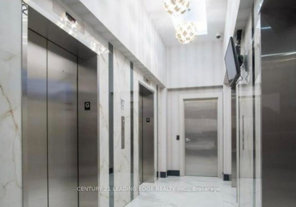 4070-confederation-parkway-mississauga-ontario-w12636680