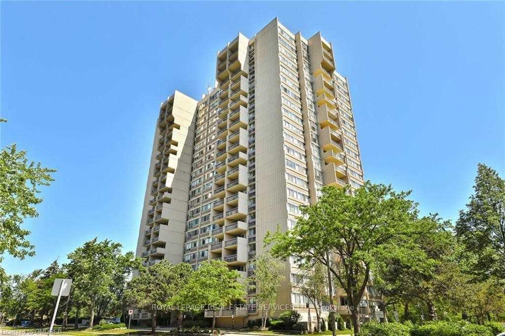 1359-white-oaks-boulevard-oakville-ontario-w12636760