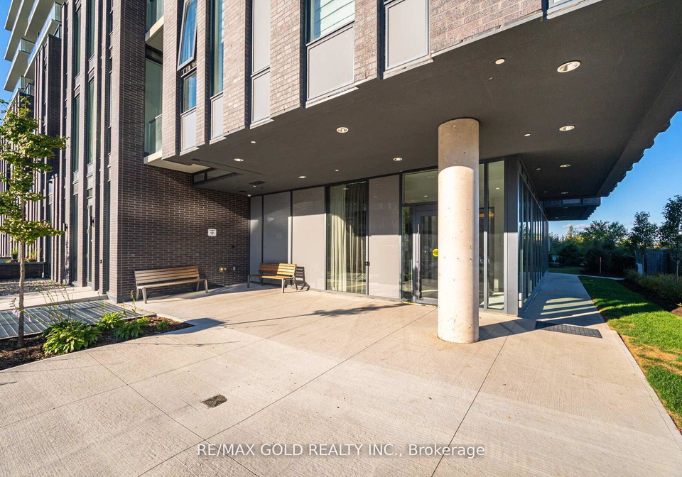 215-veterans-drive-brampton-ontario-w12637318