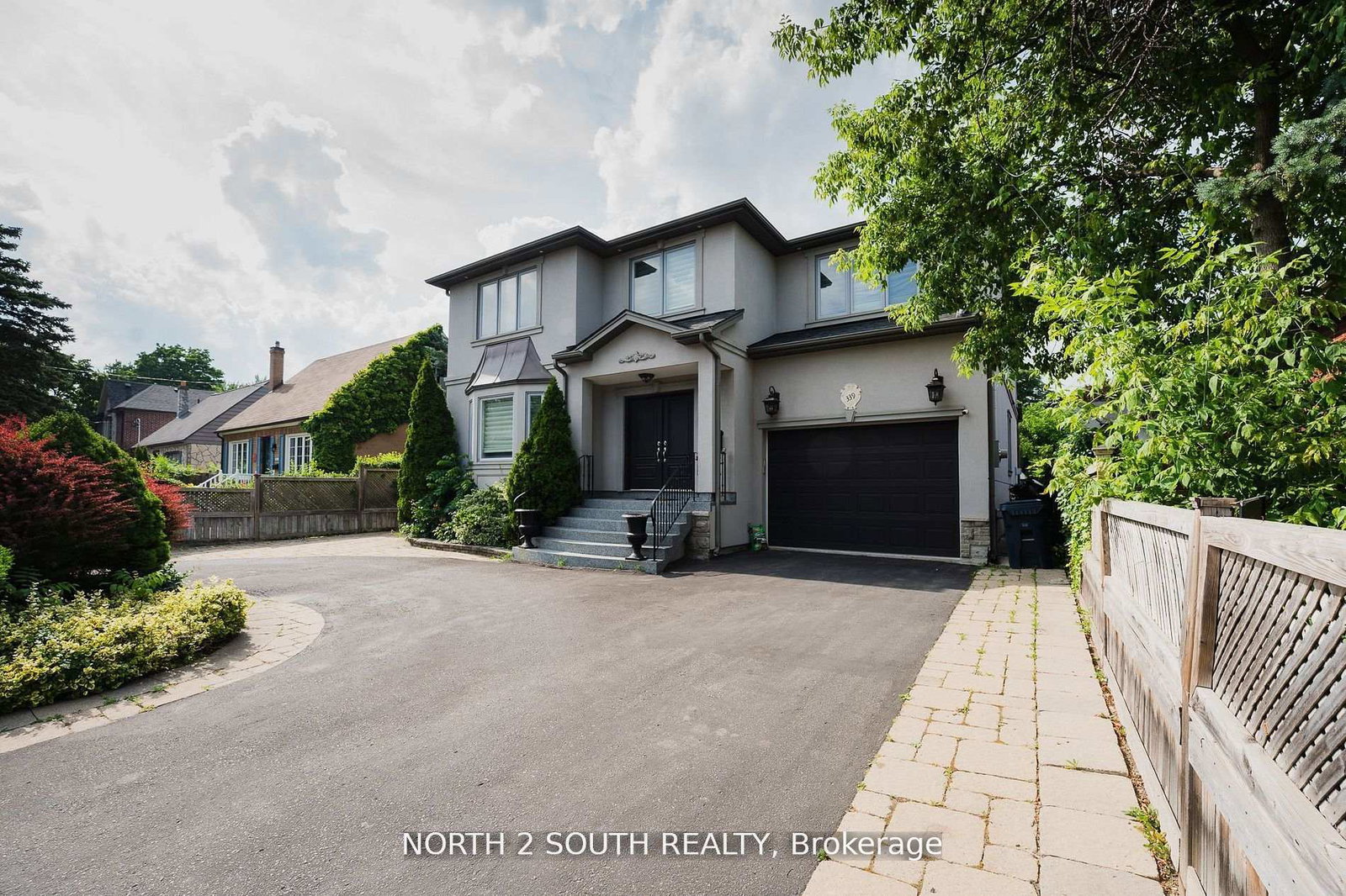 339-burnhamthorpe-road-etobicoke-ontario-w12637418