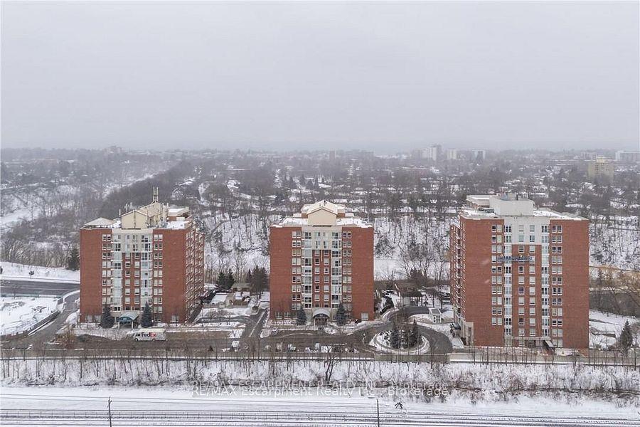 60-old-mill-road-oakville-ontario-w12637570