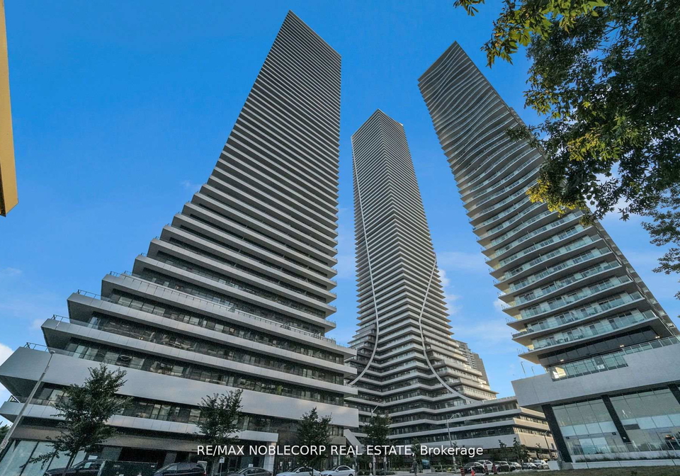 20-shore-breeze-drive-etobicoke-ontario-w12637640