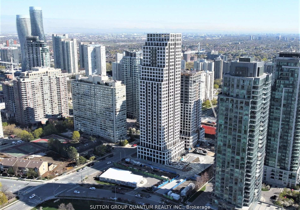 36-elm-dr-w-drive-mississauga-ontario-w12637670