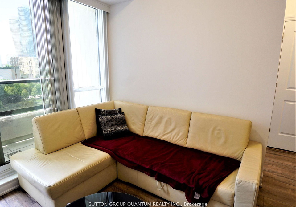 36-elm-dr-w-drive-mississauga-ontario-w12637670