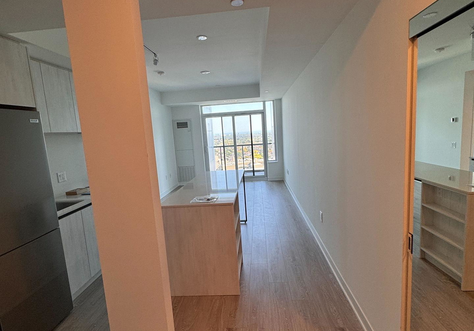 2495-eglinton-avenue-w-mississauga-ontario-w12638096