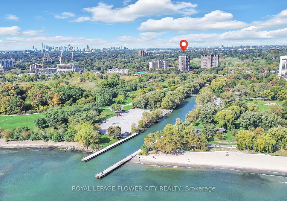 1515-lakeshore-road-s-mississauga-ontario-w12638228