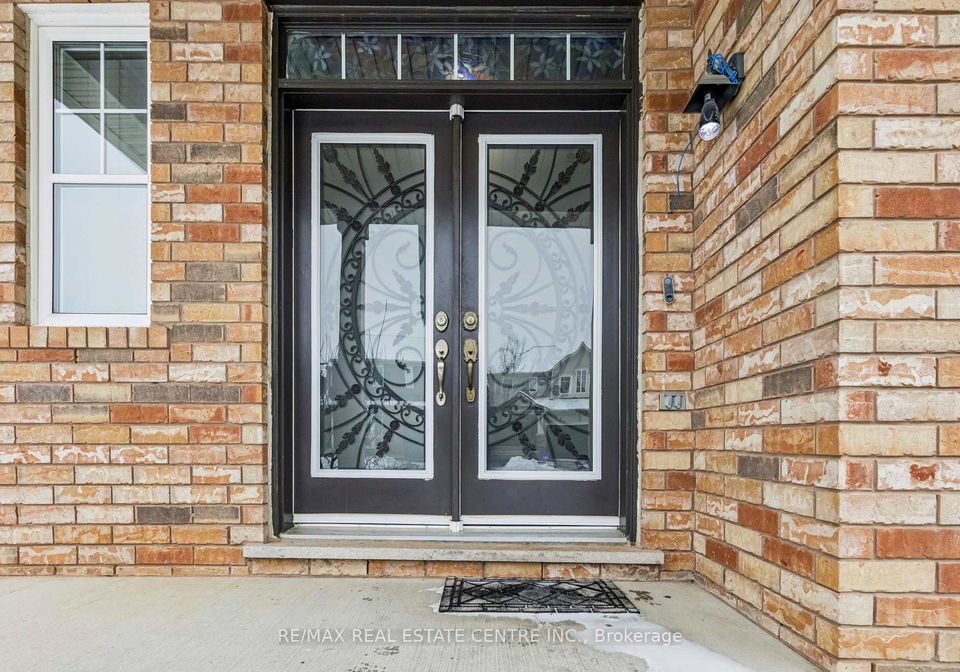 495-mockridge-terrace-n-milton-ontario-w12638544