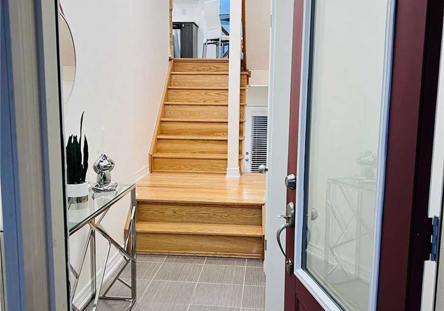 12-aspen-hill-road-brampton-ontario-w12638664