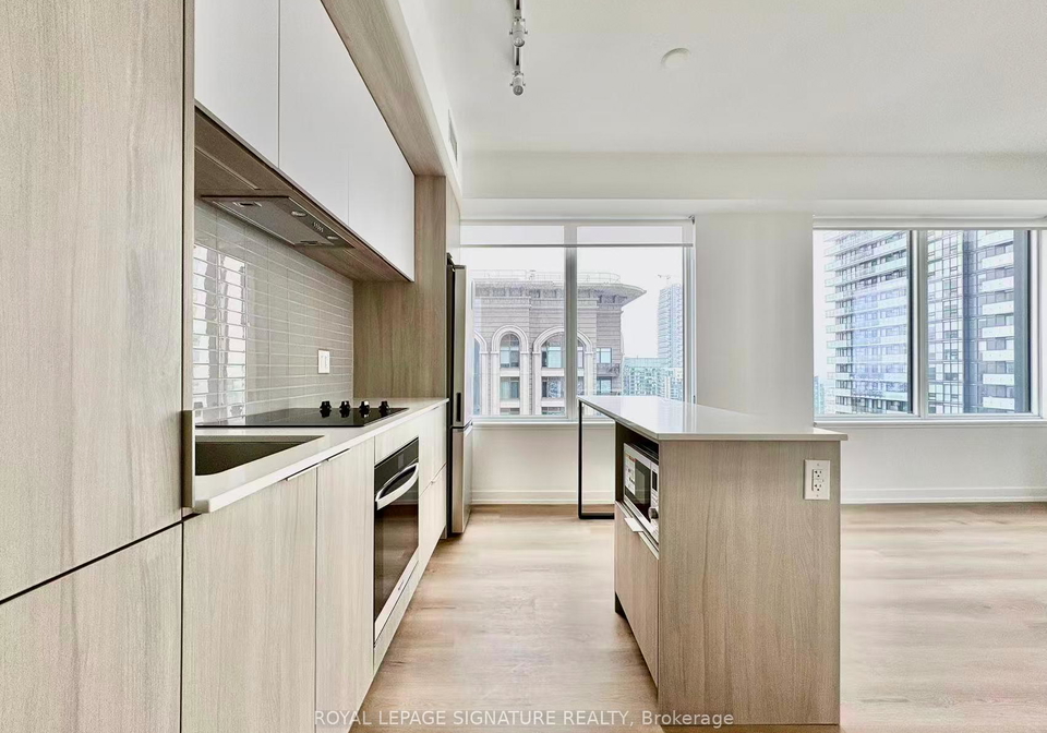 395-square-one-drive-mississauga-ontario-w12638958