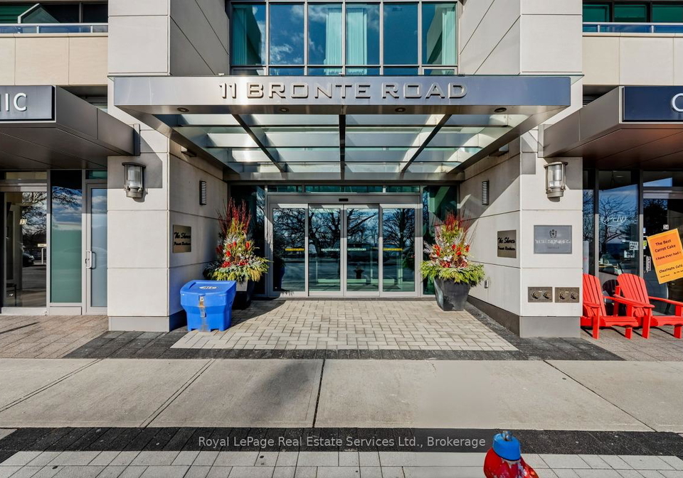 11-bronte-road-oakville-ontario-w12639556