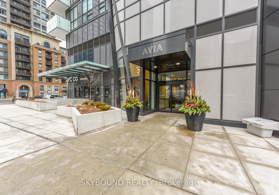 430-square-one-drive-mississauga-ontario-w12640016