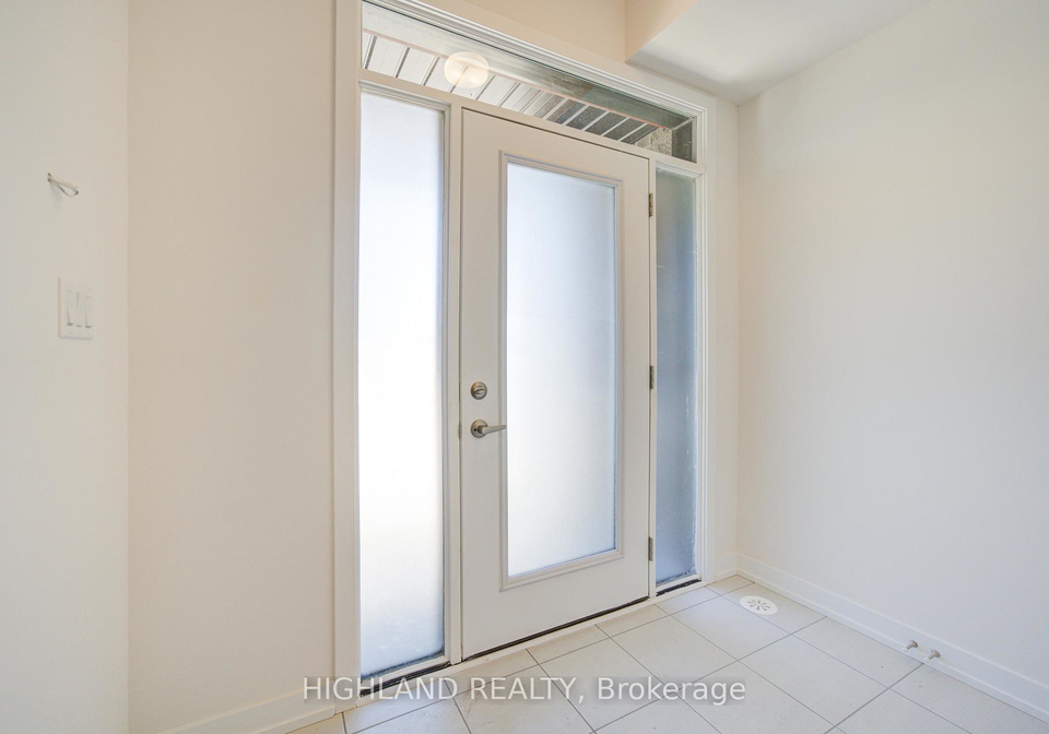 1126-wheat-boom-drive-oakville-ontario-w12640032