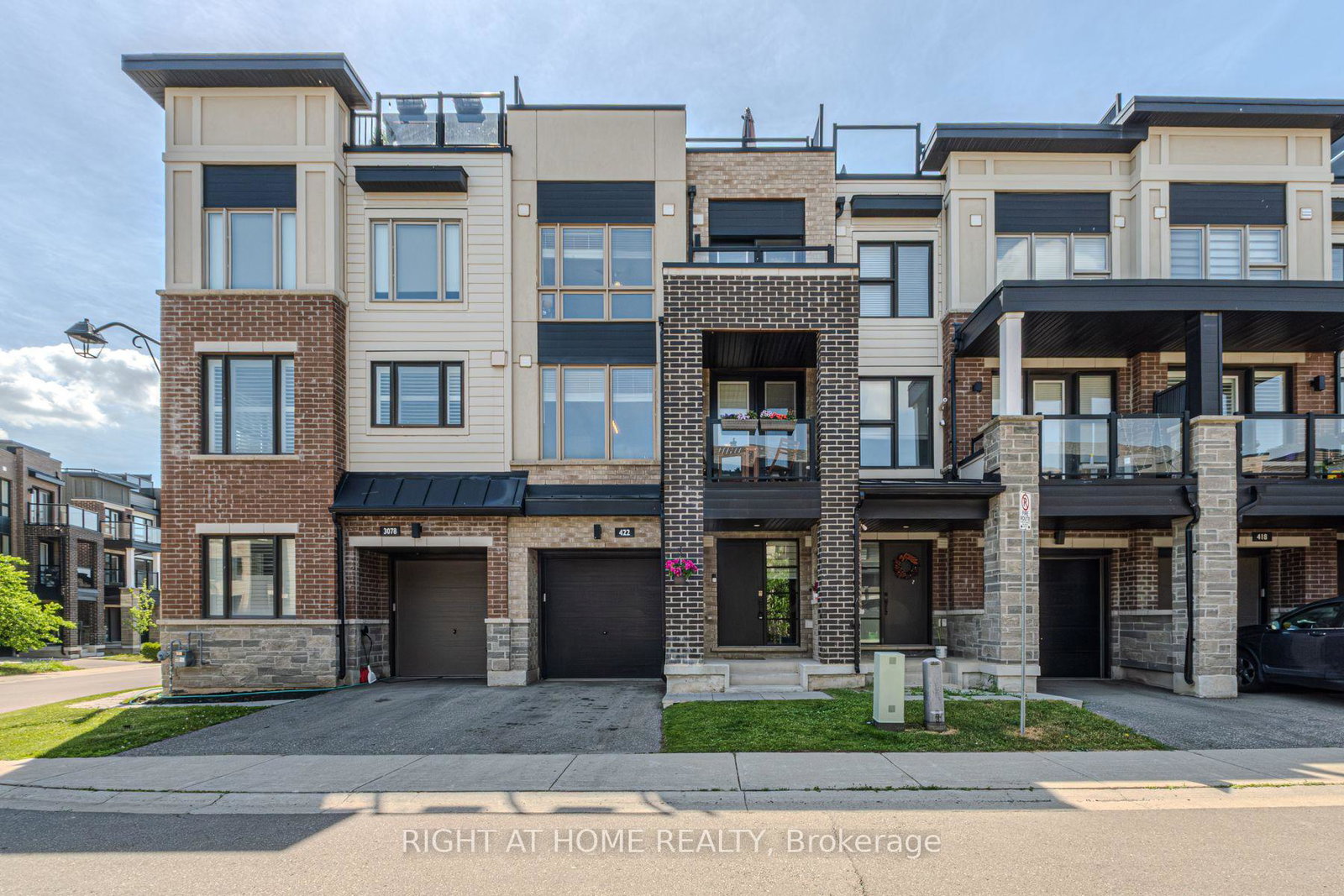 422-athabasca-common-oakville-ontario-w12640504
