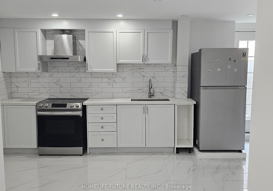 36-newhouse-boulevard-caledon-ontario-w12641304