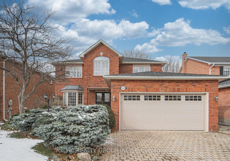 2066-pineview-drive-oakville-ontario-w12641402