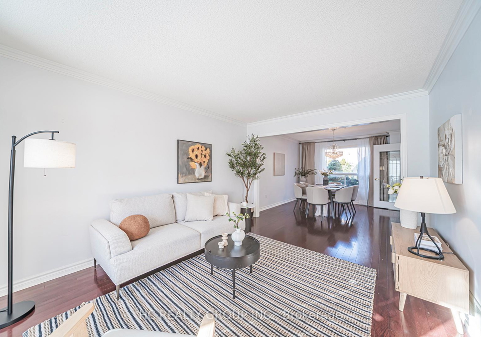 2066-pineview-drive-oakville-ontario-w12641402