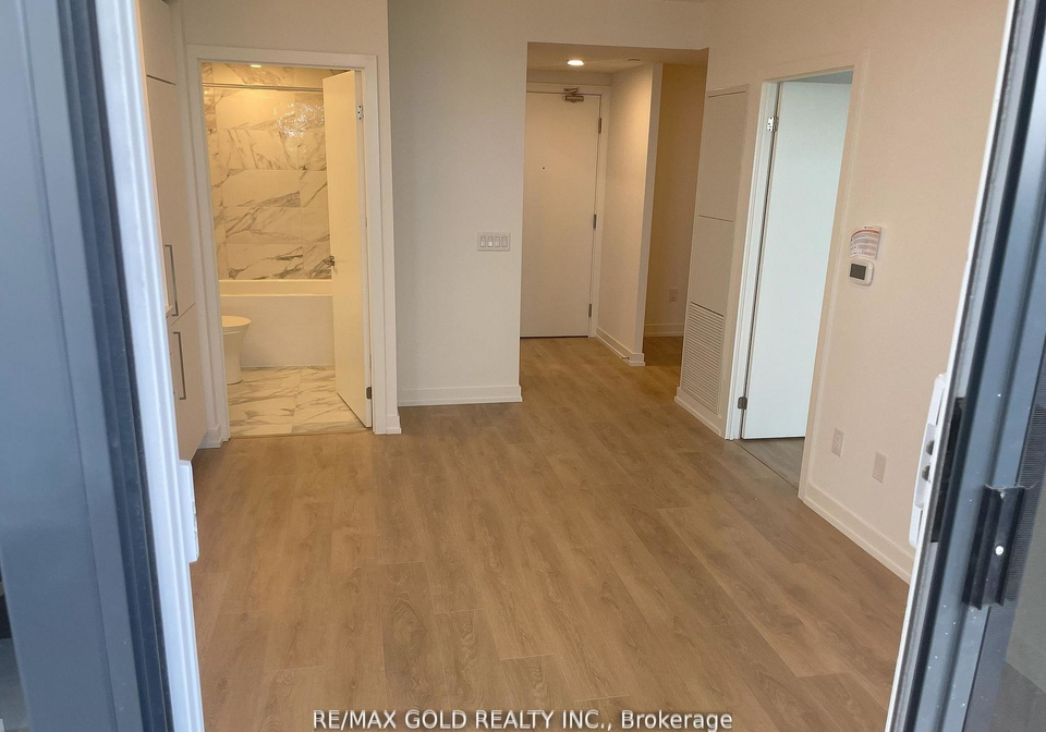 1100-sheppard-avenue-w-york-ontario-w12641718