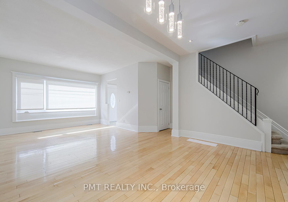 39-windermere-avenue-toronto-ontario-w12641848