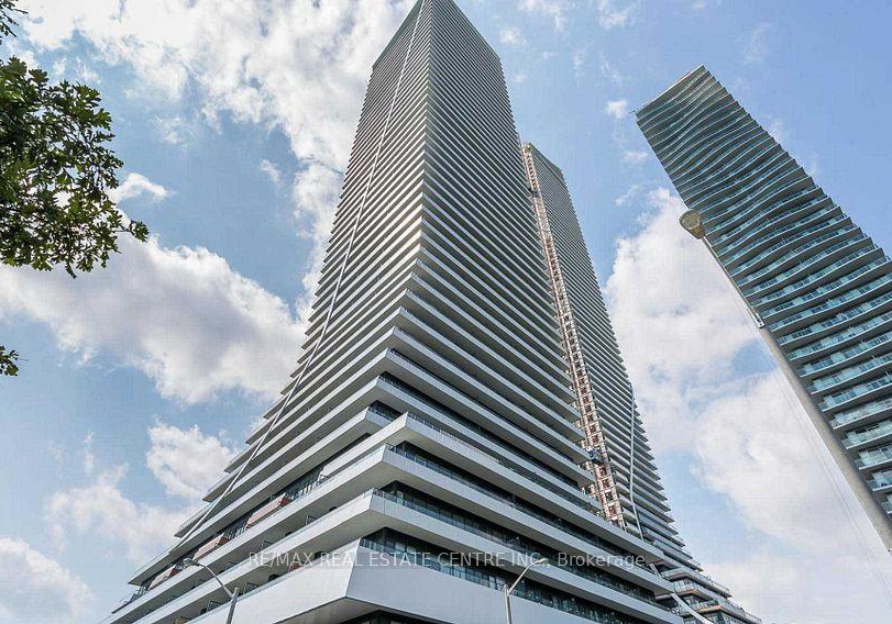 20-shore-breeze-drive-etobicoke-ontario-w12641854