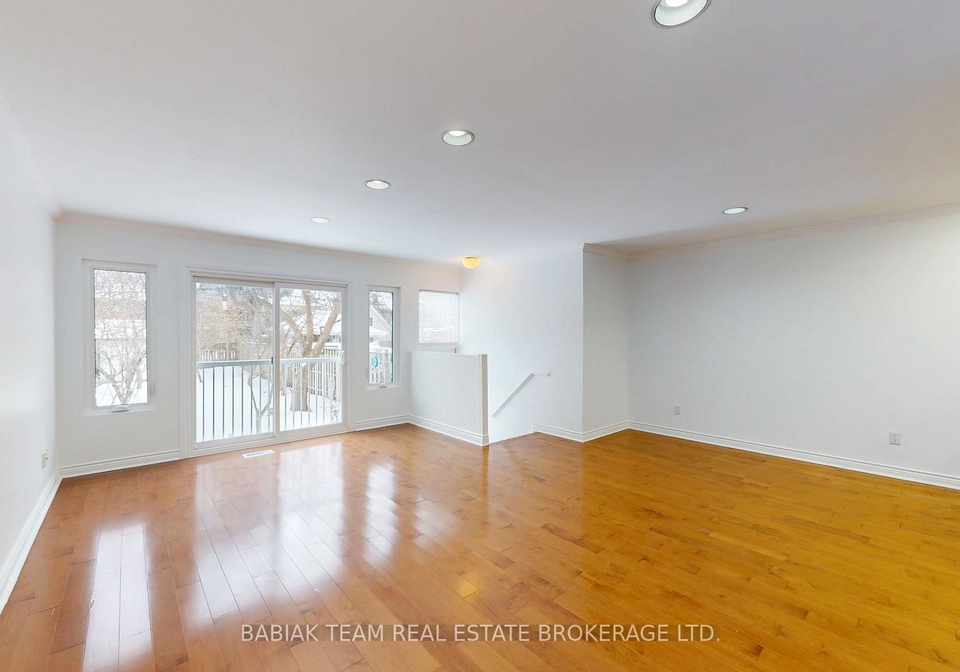 226-pacific-avenue-toronto-ontario-w12641870