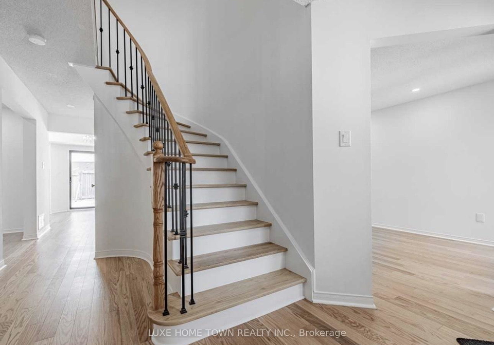 73-ready-court-brampton-ontario-w12642194