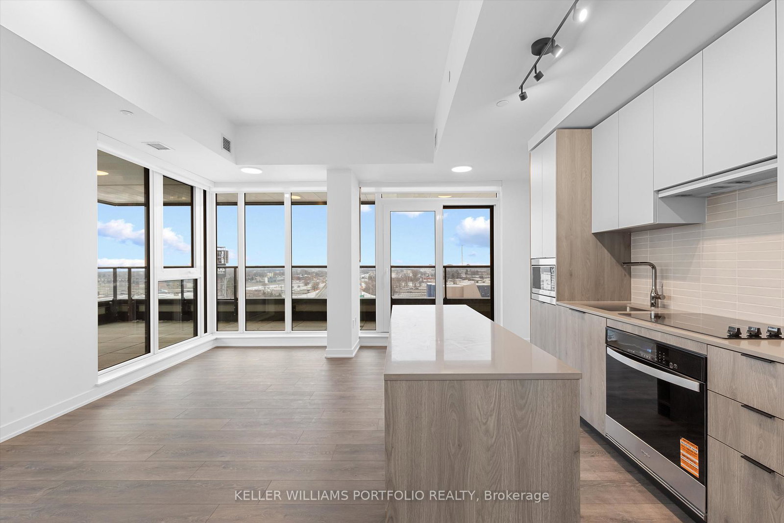1007-the-queensway-etobicoke-ontario-w12642234