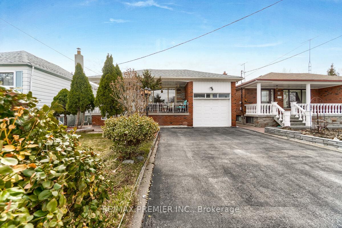 25-bentworth-avenue-north-york-ontario-w12642976