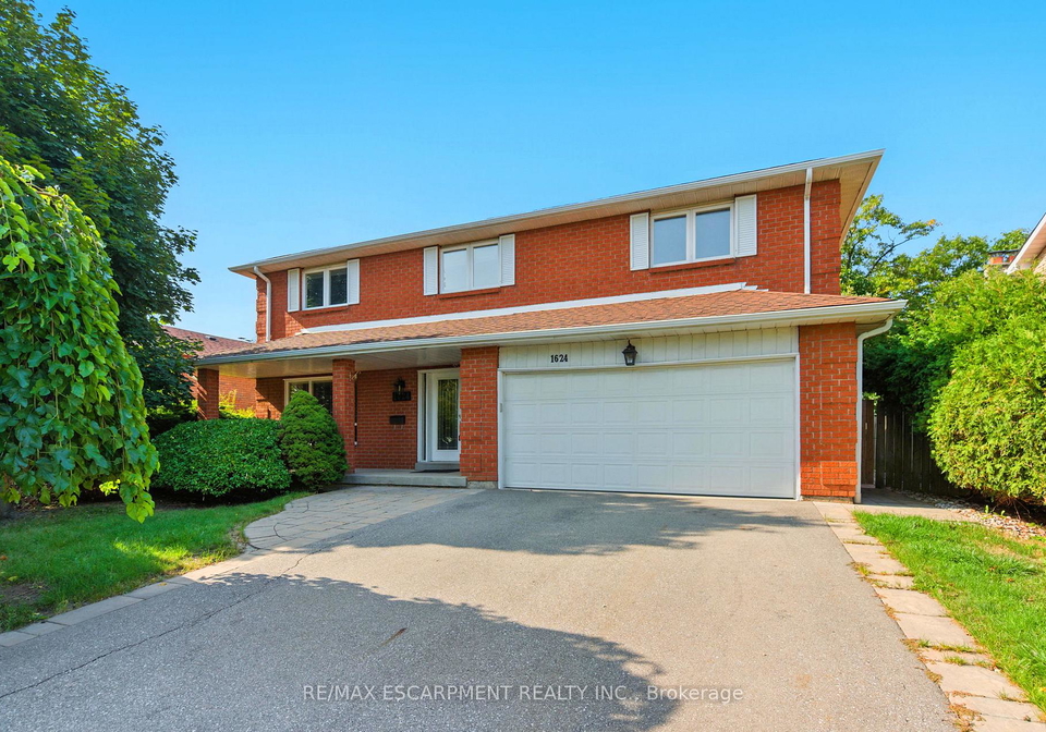1624-gallant-drive-mississauga-ontario-w12643000