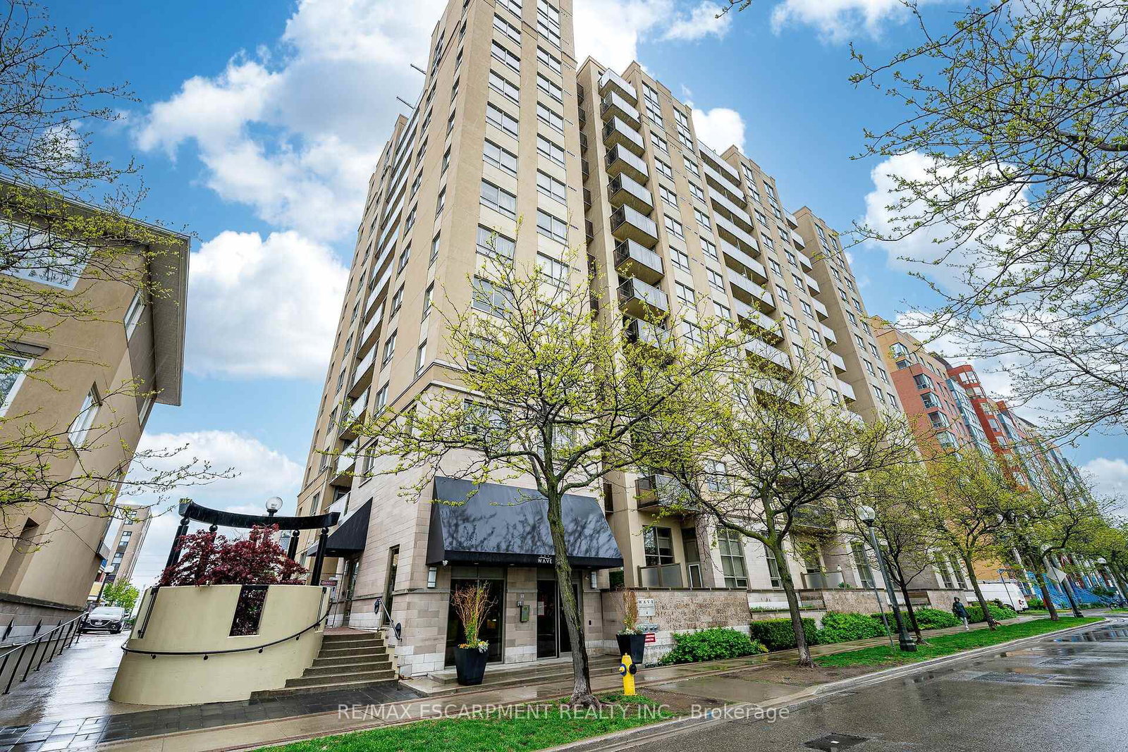 4-elsinore-path-etobicoke-ontario-w12643440