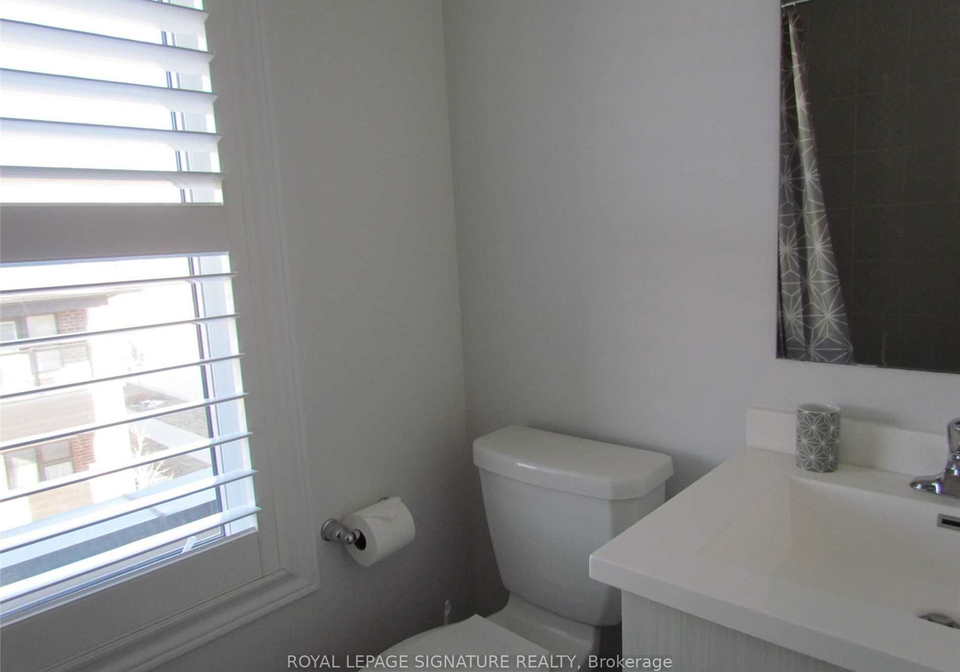 434-athabasca-common-oakville-ontario-w12643512