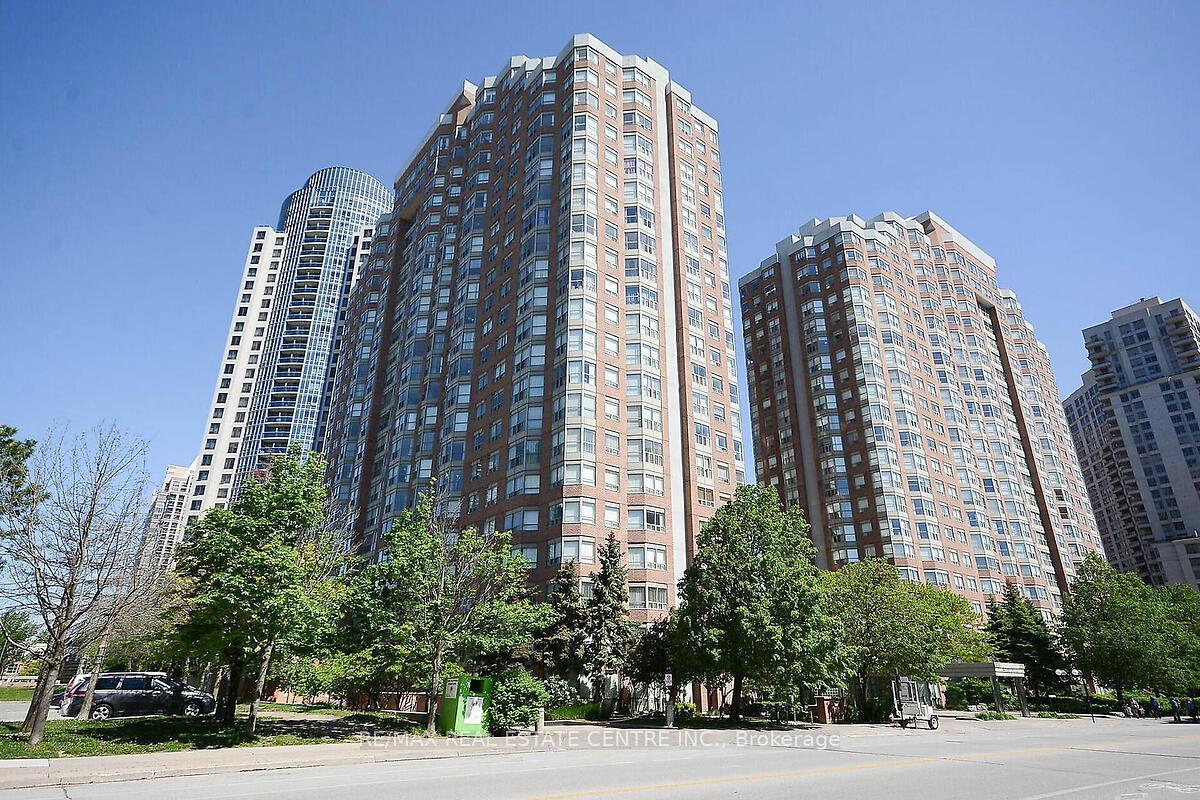 335-webb-drive-mississauga-ontario-w12643986