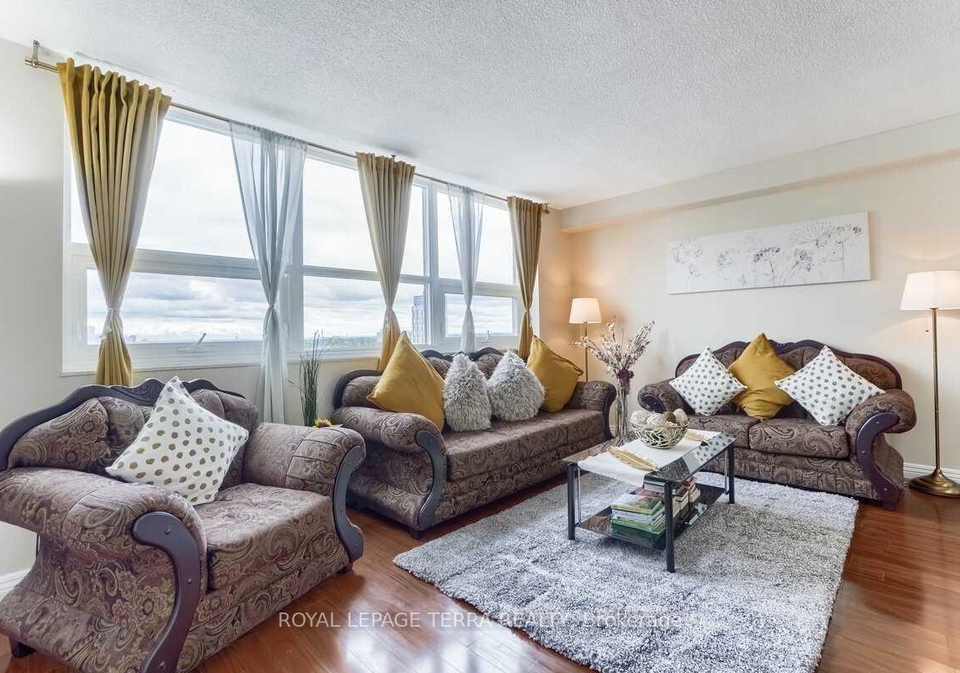 4-lisa-street-brampton-ontario-w12644760