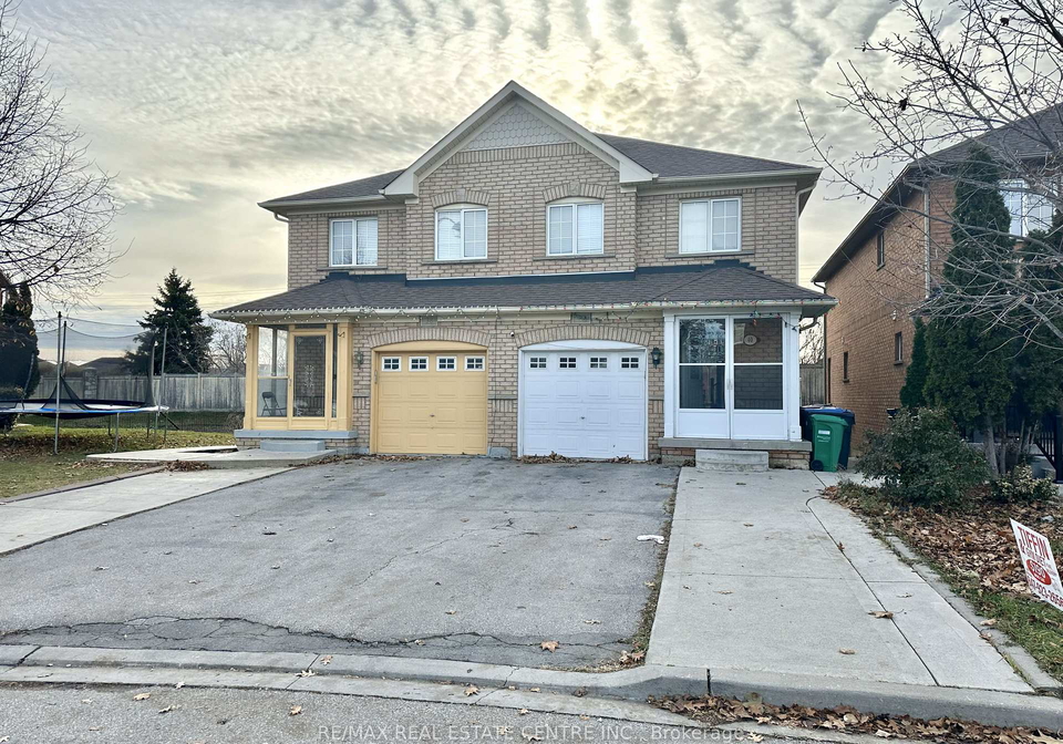 40-ridgefield-court-brampton-ontario-w12644854