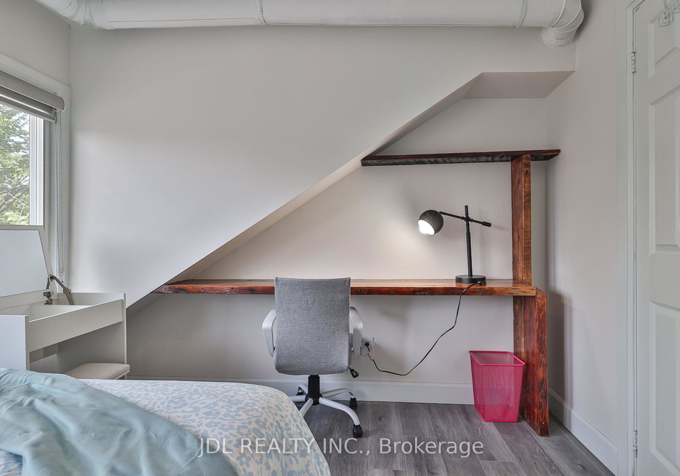 5-sorauren-avenue-toronto-ontario-w12644916