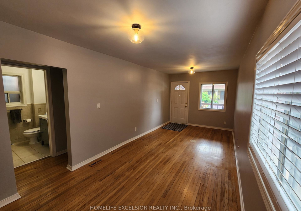 16-sixteenth-street-etobicoke-ontario-w12645108