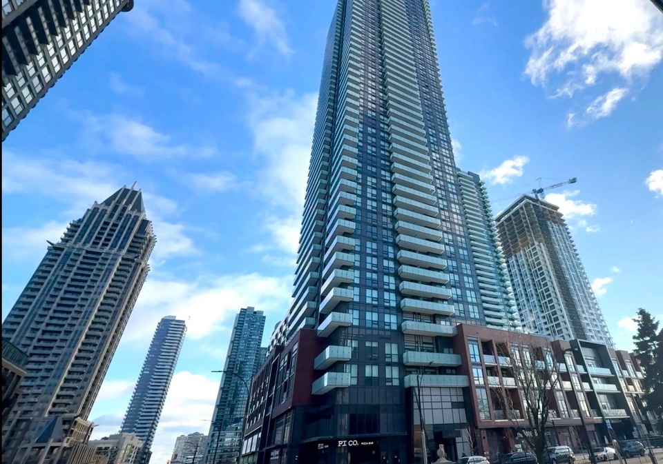 430-square-one-drive-mississauga-ontario-w12645124